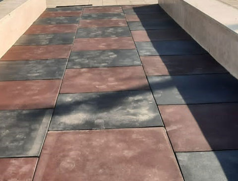 کفپوش نصب شده در شهرداری کمال شهر