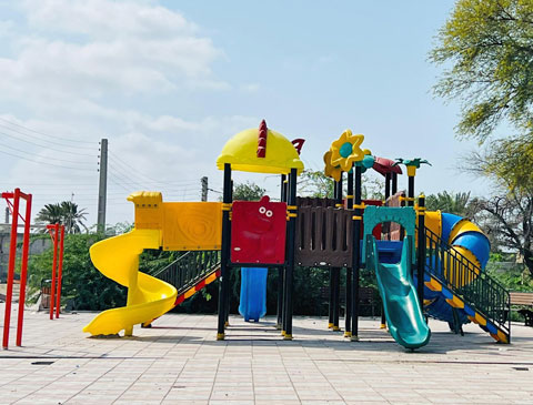 نیمکت و مجموعه بازی و پایه چراغ گهردو سیریک